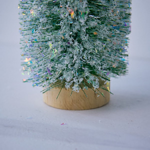 Decoratiune in miniatura "Bradul Inzapezit" - 26cm
