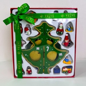 Decoratiune muzicala de Craciun, craft Do it Yourself, bradut si globulete in miniatura, 25 x 11 cm, Verde - Img 3