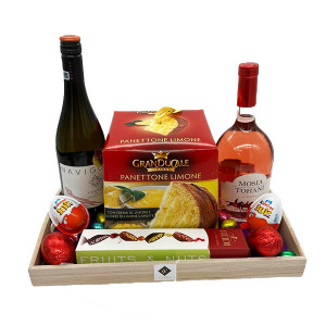 Pachet HappyEaster, vin Navigo Compas Chardonnay Alb Sec, vin Mosia Tohani Demisec, Panettone Limone de 750g, Kinder Joy, praline Heidi si 11 oua de ciocolata