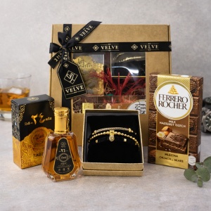 Pachet pentru barbati Eleganta Orientala, cu Parfum arabesc Ard al Zaafaran, Oud 24 Hours 50ml, set 3 bratari in cutie cadou, si ciocolata Ferrero Rocher 90gr