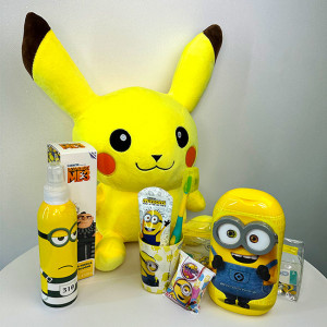 Pachet The Joy pentru copii, jucarie de plus Pikachu, 2in1 Sampon si Gel de dus Minions, set pasta de dinti, periuta si pahar, parfum Minions si biluta spumanta de baie, in punga cadou - Img 3