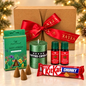 Set cadou Aroma Bliss, cu KitKat Chunky, lumanare, conuri Anti Stress si 2 uleiuri parfumate, Model Verde - Img 4