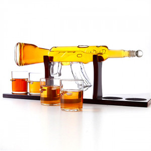 Set cadou Decantor Mitraliera si 4 pahare cu glont