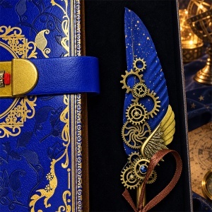 Set Regal Secret cu agenda albastra cu cifru, stilou cu pana, calimara, 5 rezerve de cerneala si suport auriu - Img 3