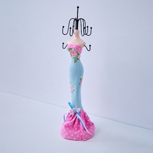 Suport in forma de papusa pentru accesorii, Bleu/Roz, 31 cm 