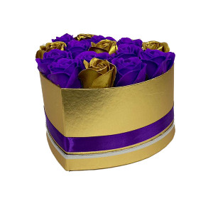 Aranjament floral Miracle Purple cutie inima cu 15 trandafiri sapun - Img 3