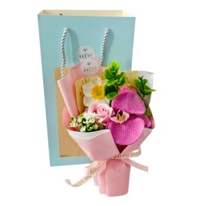 Buchet floral elegant Pink Orchid cu trandafir de sapun, orhidee si narcisa artizanale, 20x15 cm - Img 2
