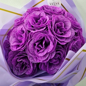 Buchet floral premium Glitter Roses cu 19 trandafiri lila decorativi, 40 cm - Img 3