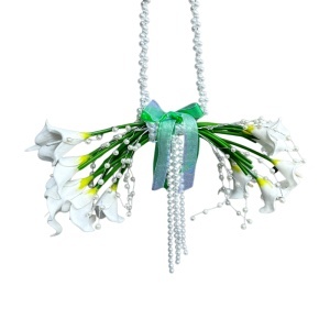 Buchet mireasa tip poseta Pearl Grace cu cale albe si maner din perle, elegant si modern - Img 6