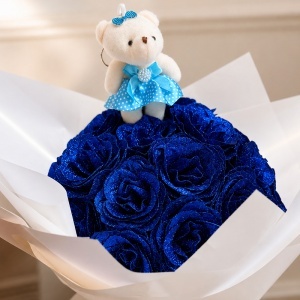 Buchet Sapphire Sparkle cu 25 trandafiri artizanali albastri cu sclipici si ursulet de plus, inaltime 50 cm - Img 2