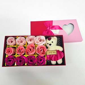 Cutie dreptunghiulara cu trandafiri de sapun si ursulet, 22x12cm, Roz