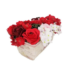 Jardiniera cu aranjament floral deosebit, cu trandafiri de sapun, hortensii si flori de cires, 27x17x13 cm1