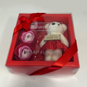 Pachet cadou Teddy Ballerina, ursulet de plus cu fusta tutu si mesaj serigrafiat pe placuta de lemn, 11 cm si trandafiri de sapun, toate ambalate in cutie asortata, Rosu2