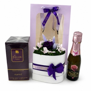 Pachet elegant cu parfum Riiffs Aurum Femme, aranjament cu trandafir criogenat mov in cutie inima si prosecco Bottega 200 ml