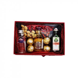 Pachet cadou Happy, cutie rosie eleganta cu selectie de bauturi alcoolice miniatura, praline si alune picante