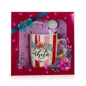 Set „Cea mai buna iubita din lume”, esarfa eleganta, cana personalizata, praline Raffaello si crema de maini Eveline - Img 6