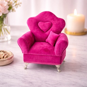 Suport bijuterii elegant in forma de fotoliu fucsia, 20x16cm
