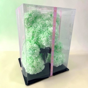 Ursulet floral din trandafiri spuma verde menta, 40 cm, in cutie transparenta eleganta - Img 5