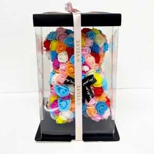 Ursulet floral multicolor din Trandafiri 25 cm, decorat manual, cutie cadou2