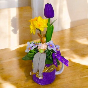 Aranjament floral de Paste Purple Bunny cu iepuras decorativ in cana ceramica - Img 3