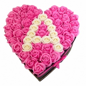 Aranjament floral personalizat cu litera, cutie inima neagra cu 49 trandafiri de sapun, Roz-Alb