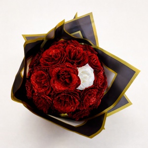Buchet floral Glitter Red Roses cu 21 trandafiri rosii decorativi premium, 37 cm - Img 2