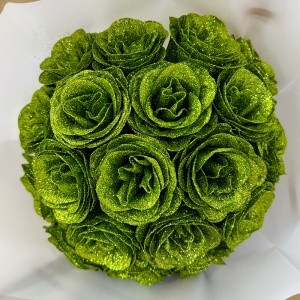 Buchet Glitter Roses cu 19 trandafiri verzi decorativi, buchet premium ambalat elegant, 40 cm - Img 2