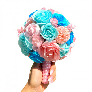 Buchet Mireasa din trandafiri, anemone, dalii de sapun, roz-blue