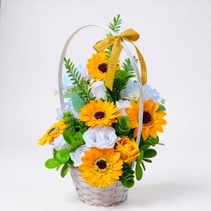 Cos aniversar Floral Collection cu trandafiri, floarea soarelui de sapun si plante artizanale, 37 cm - Img 3