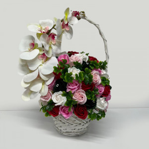 Cosulet Royal Orchid, cu trandafiri de sapun de sapun, accesorizati cu flori si plante artificiale, rosu-alb-verde