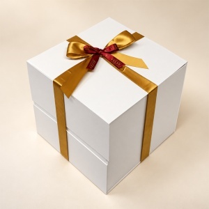 Cutie pentru cadou White Elegance, alb cu panglica si fundita, 26x25 cm - Img 4
