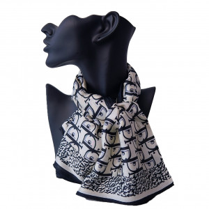 Esarfa Power, cu imprimeu si matase satinata, in cutie eleganta, Negru, 70x70 cm - Img 8
