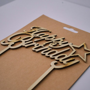 Ornament decorativ din lemn cu mesajul "Happy Birthday" - 15cm