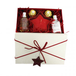 Pachet GiftDay, Lumanare in forma de stea, Gel de dus Molton Brown Orange Bergamote 50ml, Lotiune de corp Vetiver Grapefruit 50ml si Praline Ferrero1