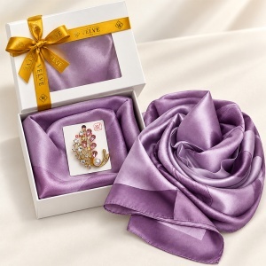Pachet Silky pentru femei cu esarfa eleganta si brosa, 170 x 90 cm, Lila - Img 4