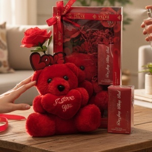 Pachet Special Valentine "I Love You", ursulet plus Ily, apa de parfum 30 ml si trandafir decorativ, in cutie cu fereastra - Img 2