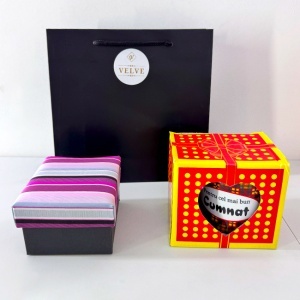 Pachet Twist Elegance pentru cumnat, cana personalizata si cutie 3 piese cu cravata, batista si butoni, Mov-Gri - Img 5