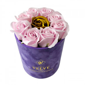 Pachet Velvet, cu 9 trandafiri de sapun, in cutie mov de catifea, Roz/Auriu, cutie bijuterii si suport bijuterii in forma de silueta - Img 6