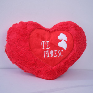 erna brodata Heart, cu aspect pufos, tip inima si mesaj romantic, 25X35, Rosu
