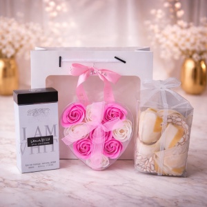 Set Arabian Love, parfum Ana Abiyedh 50ml, inima cu trandafiri de sapun si esarfa satinata, Roz