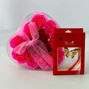Set Beauty Pink Deluxe, trusa machiaj, pigment sclipitor, luciu buze glitter, inima cu trandafiri din sapun si martisor brosa - Img 4