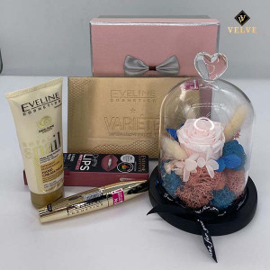 Set cadou pentru femei, trandafir criogenat, crema de zi, big volume mascara, kit de buze, paleta de machias si o cutiuta cadou din gama Prestige 24 k Eveline Cosmetics