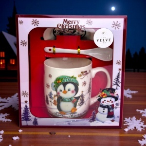 Set cana ceramica, farfurie si lingurita, Merry Christmas Penguin, ambalata in cutie cu fereastra, 200ml - Img 2