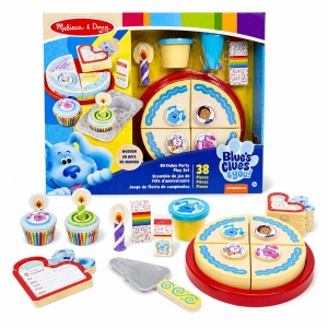Set de joaca aniversar Melissa & Doug, cu tort si briose din lemn, 38 piese, 3+ ani