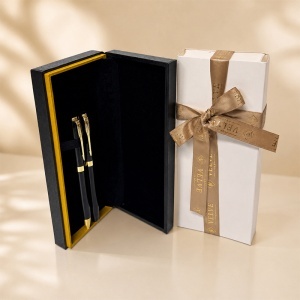 Set doua instrumente de scris elegante, pix si roller in caseta de lux si cutie eleganta - Img 3