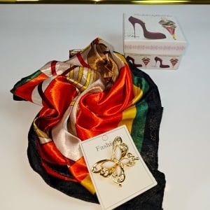 Set esarfa multicolora cu brosa fluture eleganta - Img 6