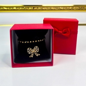 Set martisor premium, cu bratara negru-auriu cu bilute si brosa fundita stralucitoare - Img 5