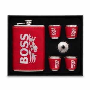 Set pentru barbati, cu plosca metalica BOSS, 4 pahare shot imbracate in piele, palnie si cutie eleganta, Rosu