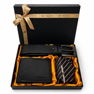 Set pentru barbati Gentleman Edition cu portofel si curea din piele eco neagra, cravata si ac de cravata, in cutie eleganta