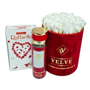 Set premium cu trandafiri de sapun albi, spray pentru corp V.V. Love si Raffaello